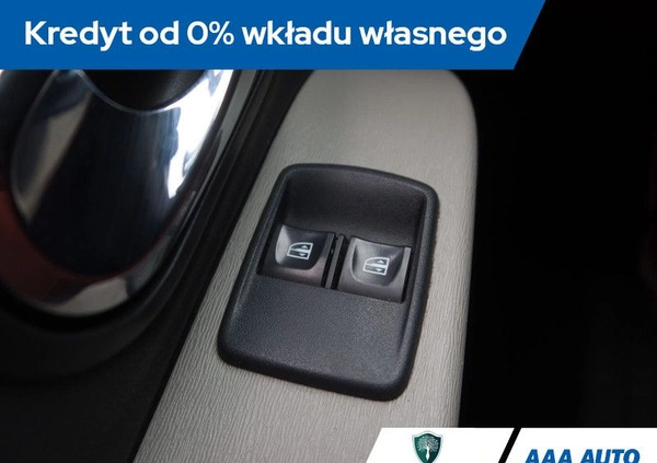 Dacia Lodgy cena 35000 przebieg: 157255, rok produkcji 2015 z Prochowice małe 121